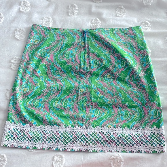 Lilly Pulitzer skirt - Picture 2 of 4